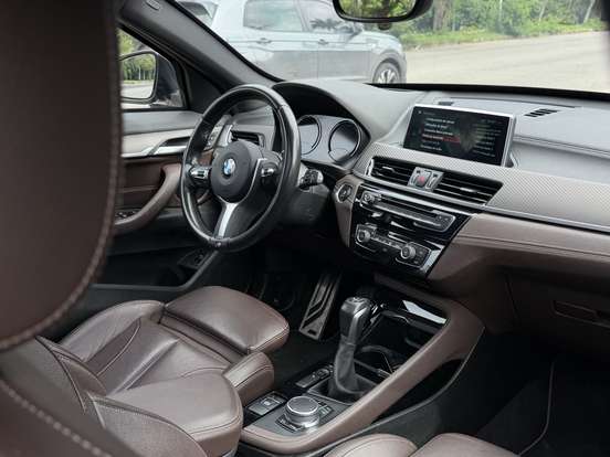 BMW-X2-2019
