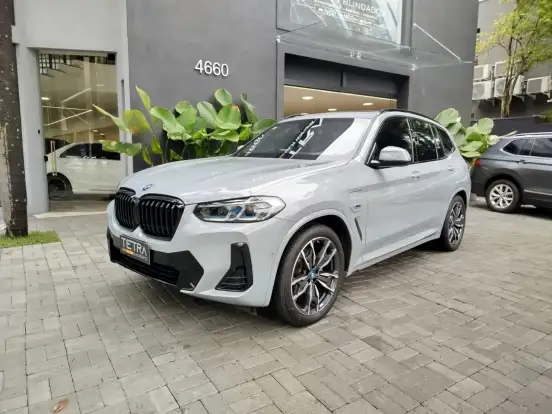 BMW-X3-2021