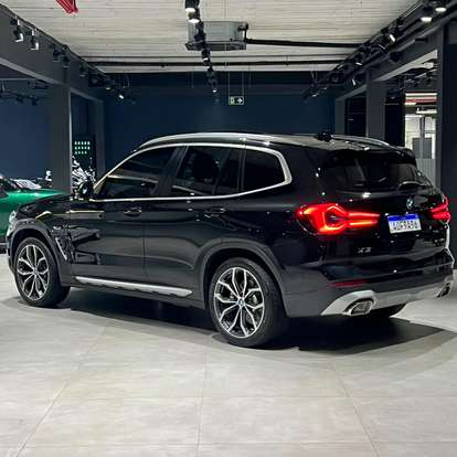 BMW-X3-2022