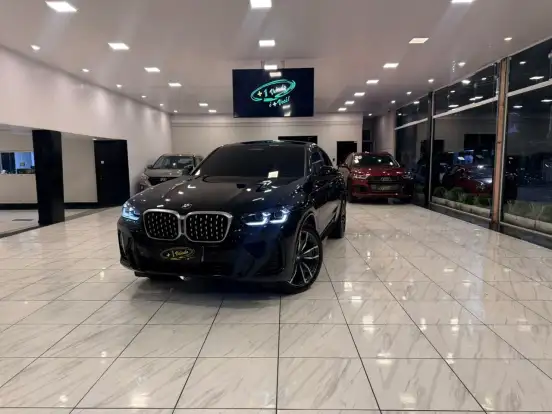 BMW-X4-2023