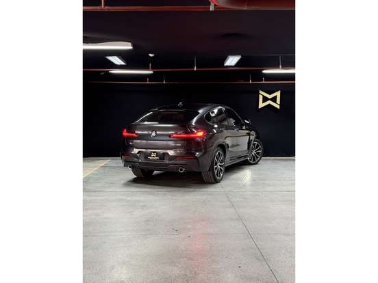 BMW-X4-2018