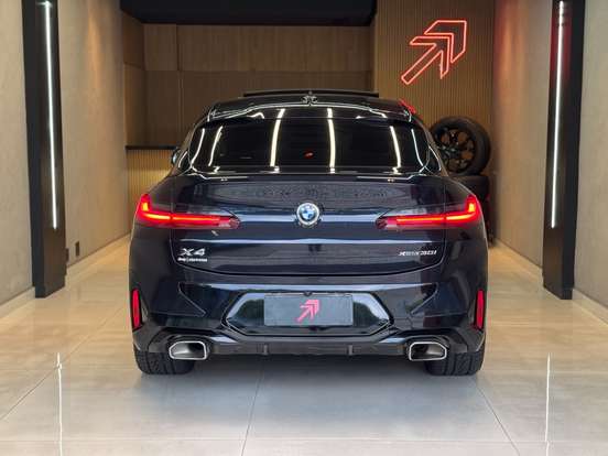 BMW-X4-2024