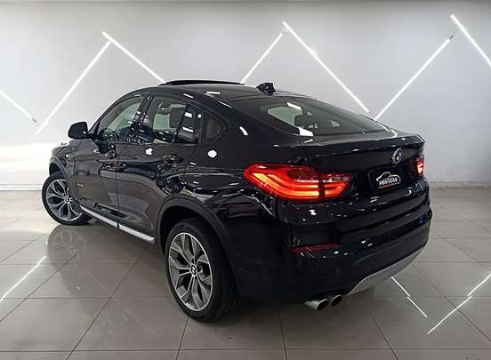 BMW-X4-2016