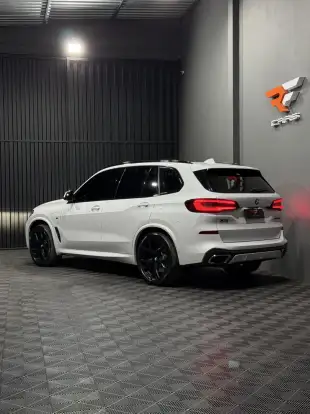 BMW-X5-2020