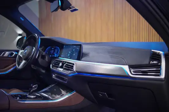 BMW-X5-2021