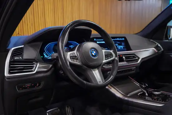 BMW-X5-2022