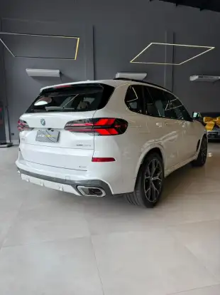 BMW-X5-2023