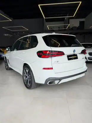 BMW-X5-2023