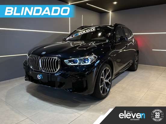 BMW-X5-2021