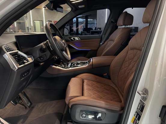 BMW-X5-2023