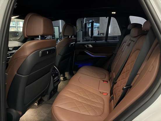 BMW-X5-3.0 I6 TURBO HÍBRIDO XDRIVE50E M SPORT AUTOMÁTICO BMW-X5-2023