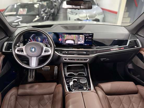 BMW-X5-3.0 I6 TURBO HÍBRIDO XDRIVE50E M SPORT AUTOMÁTICO BMW-X5-2023
