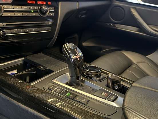 BMW-X5-4.4 4X4 50I EXPERIENCE V8 32V GASOLINA 4P AUTOMÁTICO BMW-X5-2013