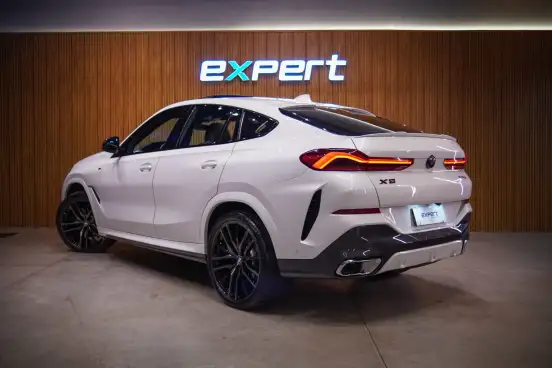 BMW-X6-2023