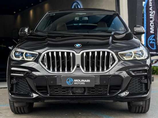 BMW-X6-2022