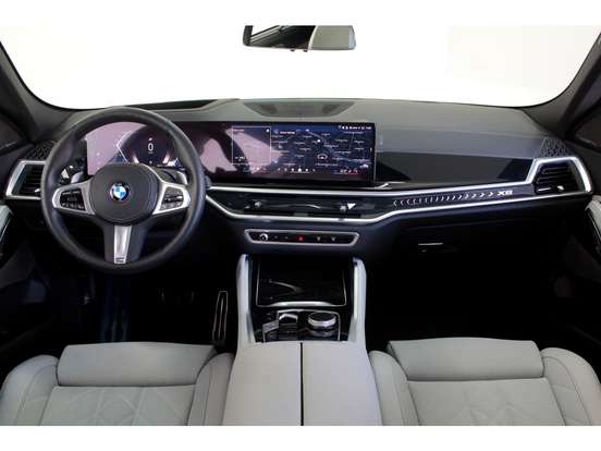BMW-X6-3.0 TWINPOWER GASOLINA XDRIVE40I M SPORT AUTOMÁTICO BMW-X6-2023