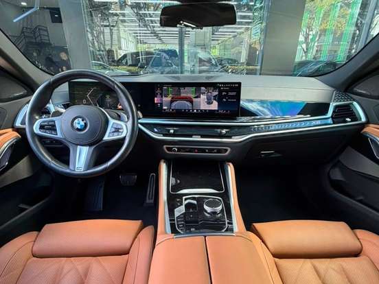BMW-X6-3.0 TWINPOWER GASOLINA XDRIVE40I M SPORT AUTOMÁTICO BMW-X6-2024