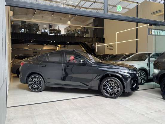 BMW-X6-2023