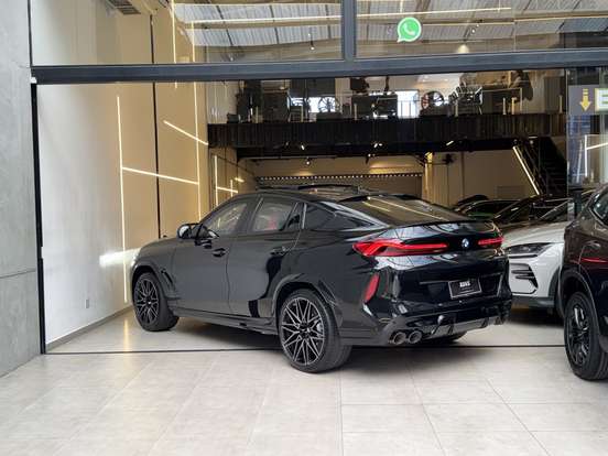 BMW-X6-2023