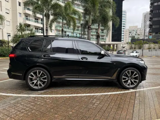 BMW-X7-4.4 V8 GASOLINA M50i STEPTRONIC BMW-X7-2021