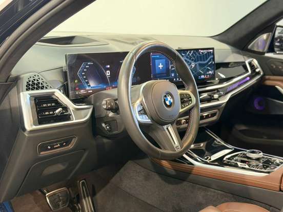 BMW-X7-4.4 V8 GASOLINA M60i STEPTRONIC BMW-X7-2024