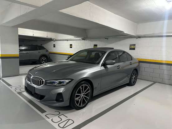 BMW-320i-2024