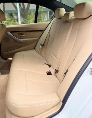 BMW-320i-2018