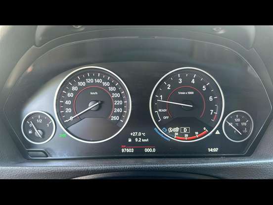 BMW-320i-2.0 SPORT GP 16V TURBO ACTIVE FLEX 4P AUTOMÁTICO BMW-320i-2017