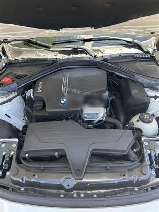 BMW-320i-2018