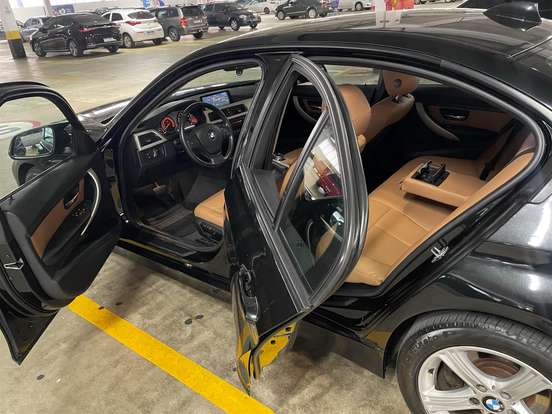 BMW-320i-2014