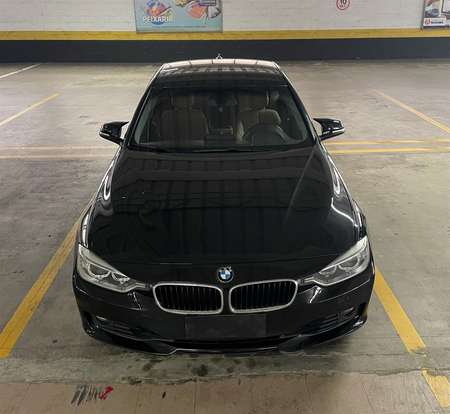 BMW-320i-2014
