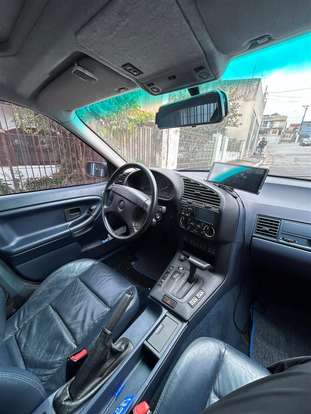 BMW-325i-1994