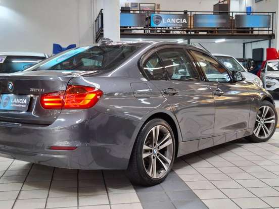 BMW-328i-2013
