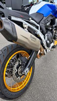 BMW-F 900 GS TROPHY BMW-F 900 GS TROPHY-2025