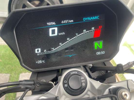 BMW-F 900 R SPORT PLUS-2023