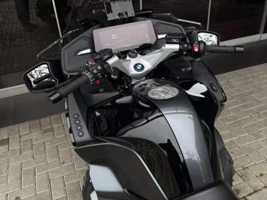 BMW-R 1250 RT BMW-R 1250 RT-2023