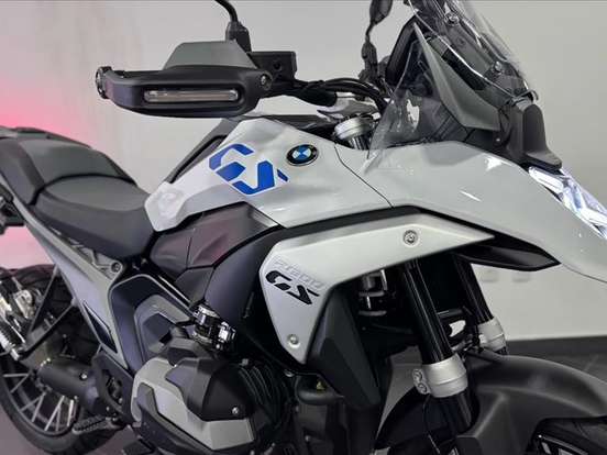 BMW-R 1300 GS PLUS BMW-R 1300 GS PLUS-2025