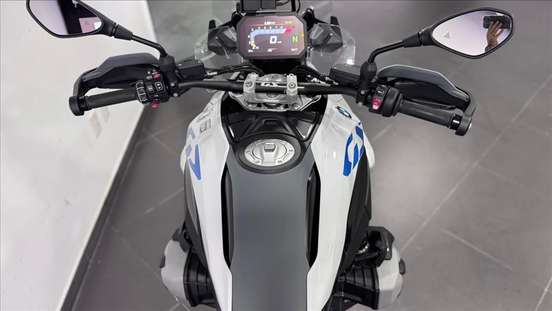 BMW-R 1300 GS PLUS-2025