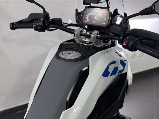 BMW-R 1300 GS PLUS BMW-R 1300 GS PLUS-2025