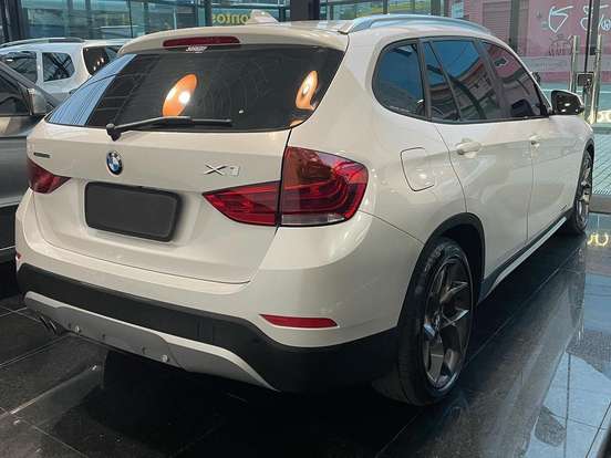 BMW-X1-2.0 16V TURBO ACTIVEFLEX SDRIVE20I 4P AUTOMÁTICO BMW-X1-2015