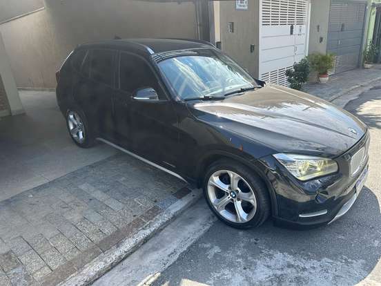 BMW-X1-2.0 16V TURBO GASOLINA SDRIVE20I 4P AUTOMÁTICO BMW-X1-2013