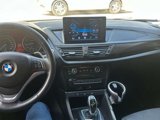 BMW-X1-2013