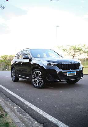 BMW-X1-2024