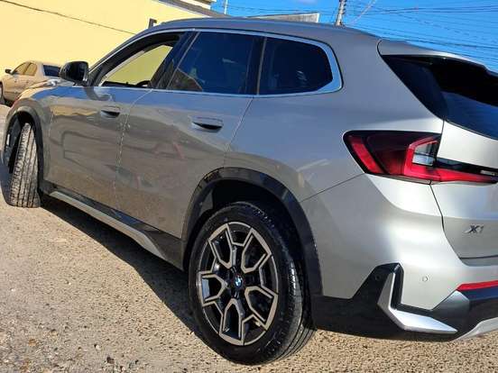 BMW-X1-2.0 16V TURBO GASOLINA SDRIVE20I X-LINE STEPTRONIC BMW-X1-2025
