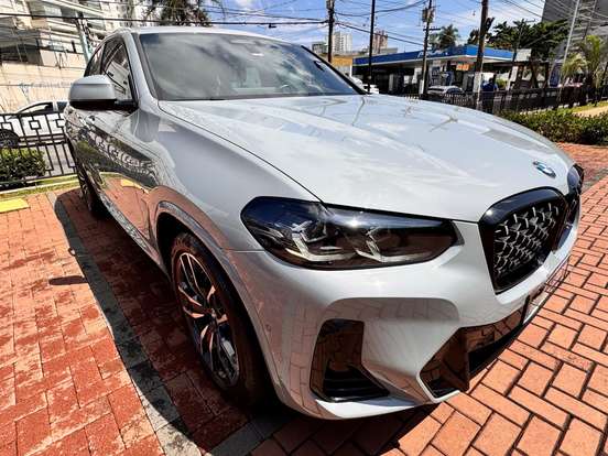 BMW-X4-2023