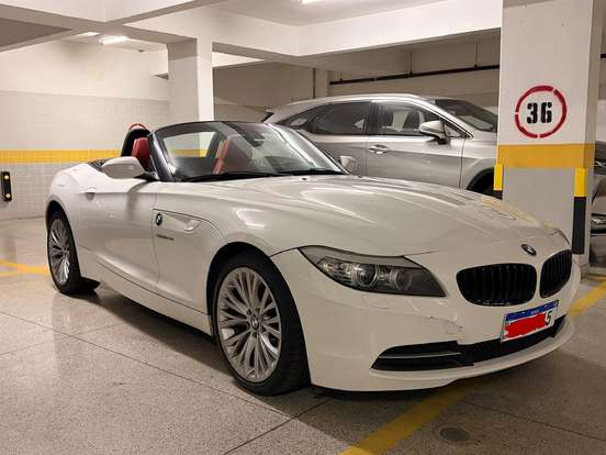 BMW-Z4-2.5 I6 GASOLINA SDRIVE23I AUTOMÁTICO BMW-Z4-2011