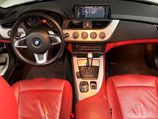 BMW-Z4-2.5 I6 GASOLINA SDRIVE23I AUTOMÁTICO BMW-Z4-2011