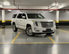 CADILLAC ESCALADE 6.2 V8 ECOTEC3 FLEXFUEL PLATINUM ESV 4WD AUTOMÁTICO CADILLAC ESCALADE 6.2 V8 ECOTEC3 FLEXFUEL PLATINUM ESV 4WD AUTOMÁTICO