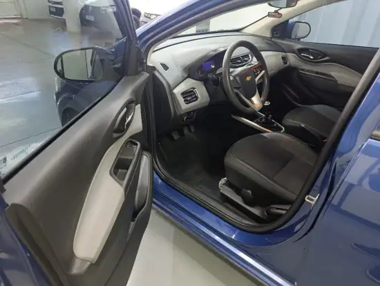 CHEVROLET-ONIX-2018