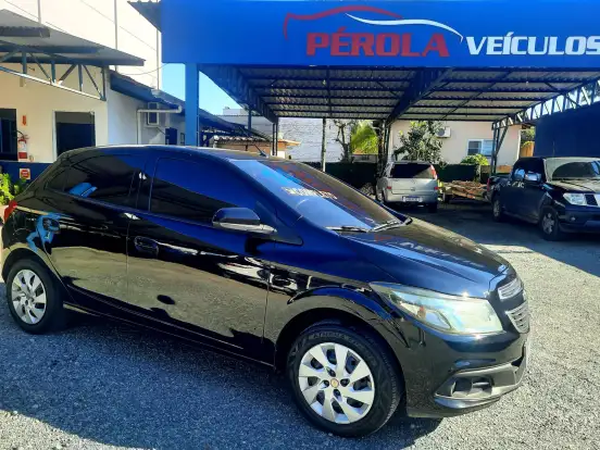 CHEVROLET-ONIX-1.4 MPFI LT 8V FLEX 4P MANUAL CHEVROLET-ONIX-2013